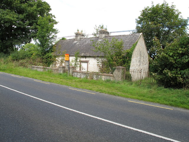 Cottage for sale, near Stonepark