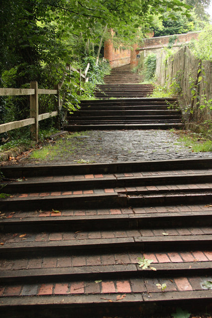 Farnham Castle steps
