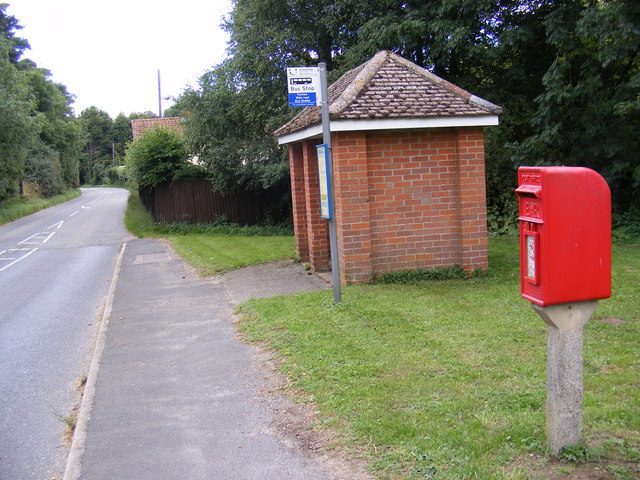 B1116 Framlingham Road & Framlingham Road Postbox