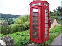 SO8707 : Telephone box, Slad by Maigheach-gheal