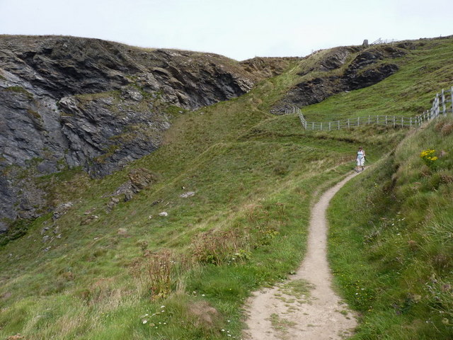 SW Coast Path at Reedy Cliff © Richard Law :: Geograph Britain and Ireland