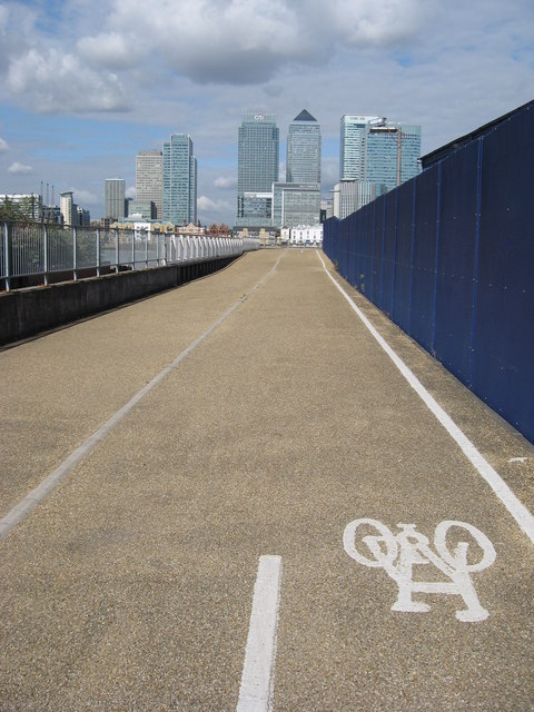 Thames Path by the O2  Arena