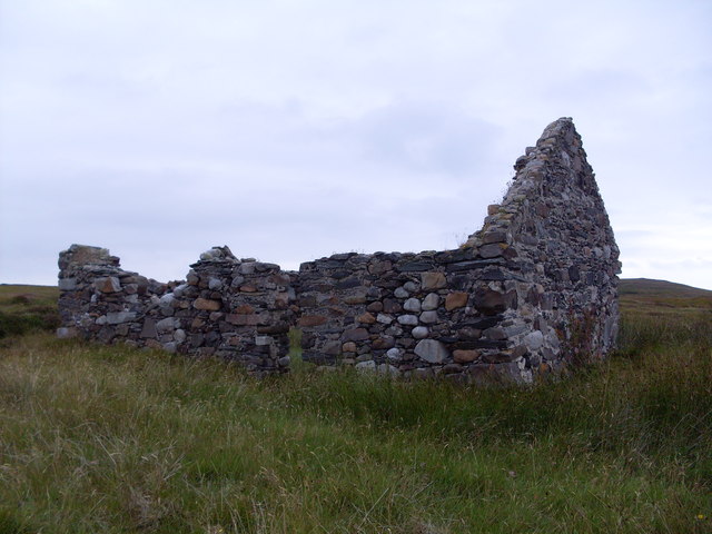 Ruin of old stone dwelling on moorland south of Ardnave