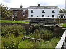 SD4511 : Rufford Branch of the Leeds-Liverpool Canal, Lancashire by Robert Wade