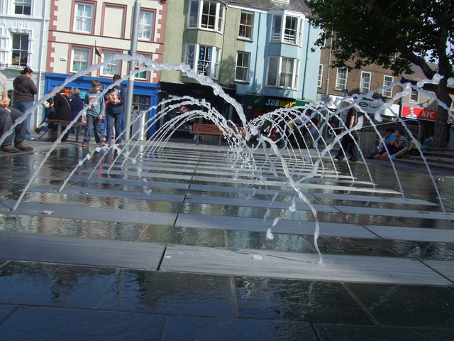 Water feature at ground level Caernarfon © Richard Hoare :: Geograph ...