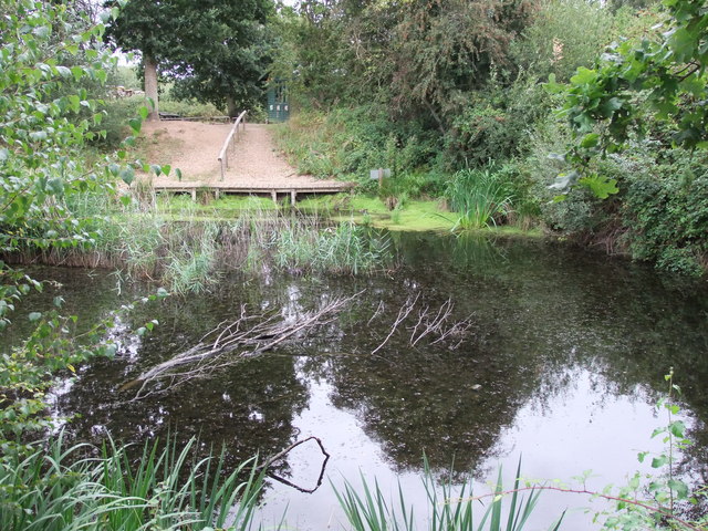 Bunkhouse Pond, Fingringhoe Wick Nature © Paul Farmer :: Geograph 