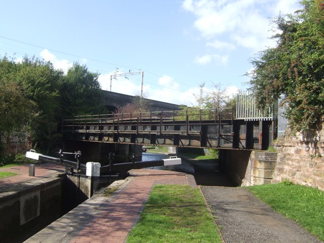 Birmingham Canal - Former GWR railway bridge