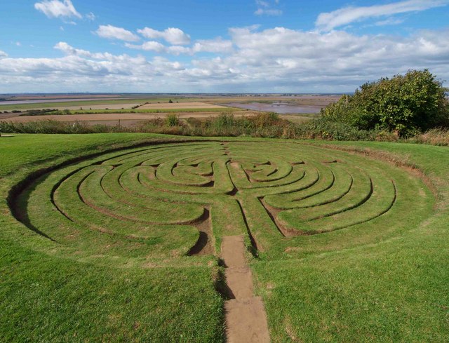 Julian's Bower Maze, Alkborough