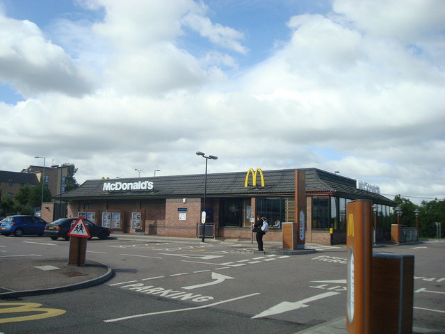 McDonald's restaurant, Gillingham © Stacey Harris cc-by-sa/2.0 ...