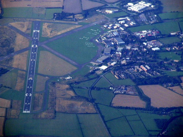 Cranfield Airport from the air © Thomas Nugent cc-by-sa/2.0 :: Geograph ...