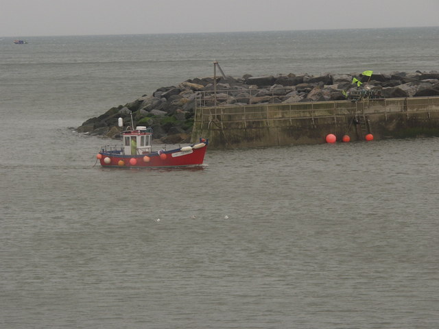When the boat comes in © Ian Cardinal :: Geograph Britain and Ireland