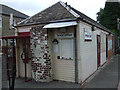 Hillington East railway station