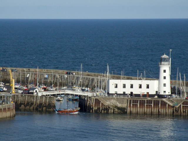 East Harbour, Scarborough © Dave Hitchborne :: Geograph Britain and Ireland