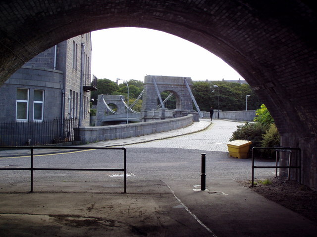 Wellington Bridge from under railway arch