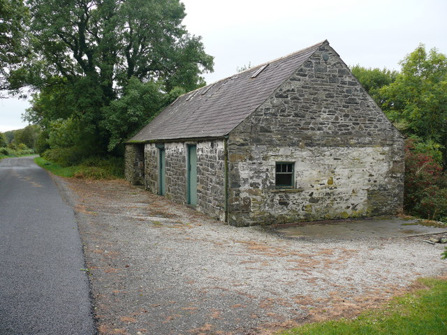 Elrig Loch © Andy Farrington cc-by-sa/2.0 :: Geograph Britain and Ireland