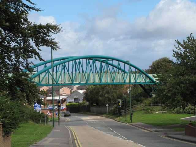 Bridge carrying railway path