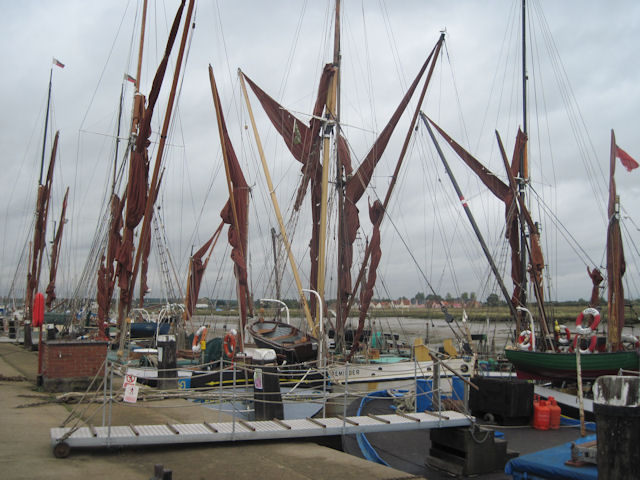 Sailing Barges at the Quayside © John Firth cc-by-sa/2.0 :: Geograph ...