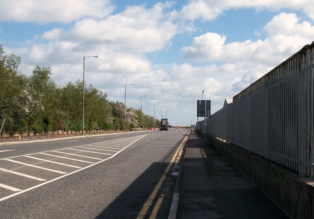 View east along the Alexandra Road Extension
