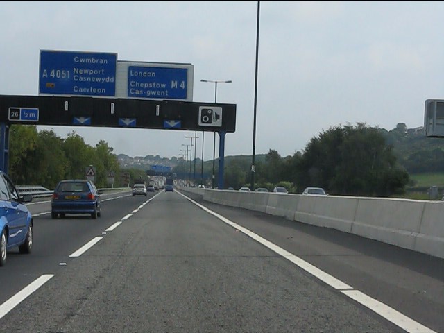 M4 Motorway - half-mile to junction 26,... © J Whatley cc-by-sa/2.0 ...