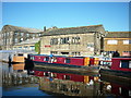 Walking along the Leeds to Liverpool Canal #257