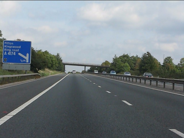 M32 Motorway - half-mile mile to... © J Whatley cc-by-sa/2.0 ...