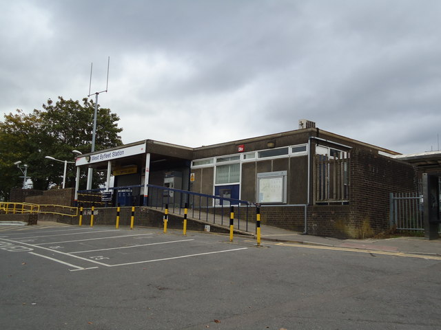 West Byfleet railway station © Stacey Harris :: Geograph Britain and ...