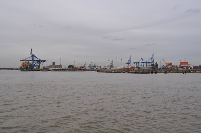 Tilbury Docks © Ashley Dace :: Geograph Britain and Ireland