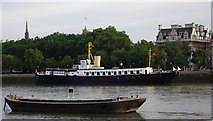TQ3180 : Boat moored on the Thames by N Chadwick