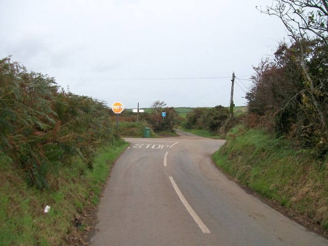 Rural crossroads near Bryn Llywelyn