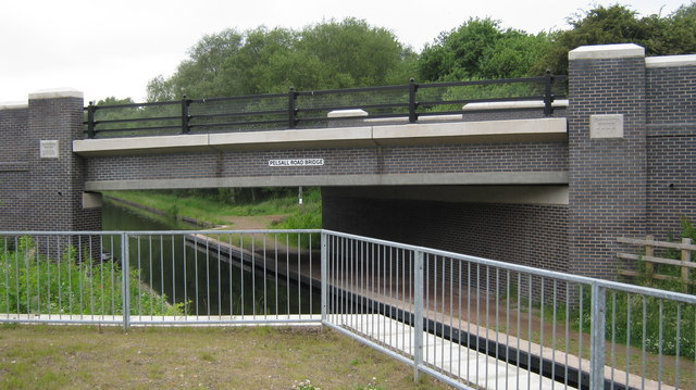 Pelsall Road Canal Bridge, all neat and tidy