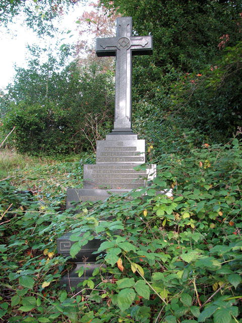 Rosary cemetery, Norwich - Charles... © Evelyn Simak cc-by-sa/2.0 ...