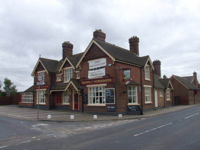 Crown & Horseshoes, Langley © Chris Whippet cc-by-sa/2.0 :: Geograph ...