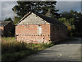 Barn at road junction in Pant-y-dwr