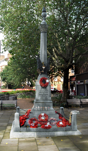 WW 1 & 2 Monument on West Lane Rotherhithe