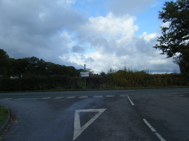 B5405/Clanford Road junction