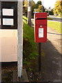 Bourton: postbox № SP8 111, Main Road