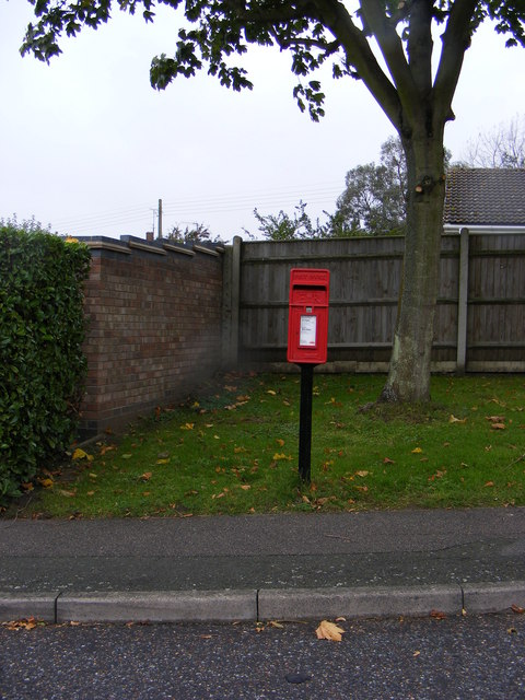 Bramfield Road Postbox