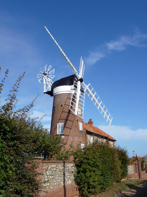 Weybourne Windmill, Norfolk © Christine Matthews cc-by-sa/2.0 ...