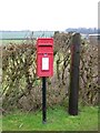 Royal mail letterbox LE14 96