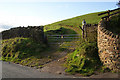 Footpaths leaving Well Head Road