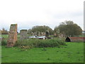 Ruined building near Norwood Farm