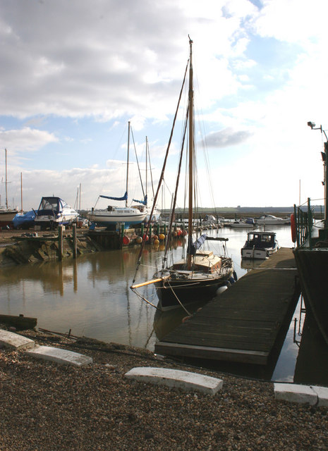 Bridgemarsh Marina © terry joyce cc-by-sa/2.0 :: Geograph Britain and ...