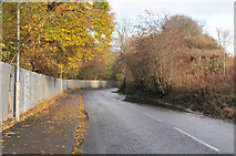 NS5769 : Lochburn Road, Lambhill by Steven Brown