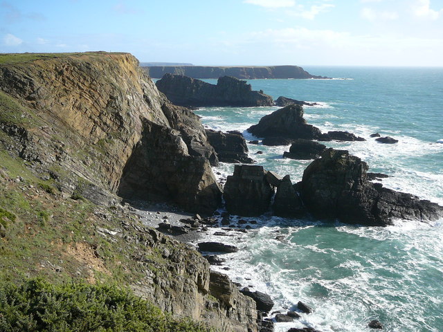 Coastal scenery south of Martin's Haven © Colin Park :: Geograph ...