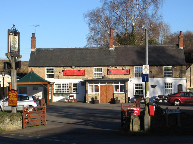 Scarcliffe - The Elm Tree © Dave Bevis cc-by-sa/2.0 :: Geograph Britain ...