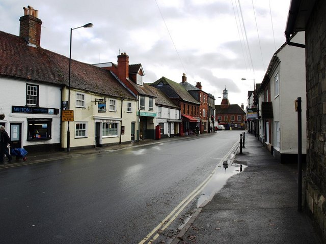 West Street, Wilton © David Gearing Cc-by-sa 2.0 :: Geograph Britain 