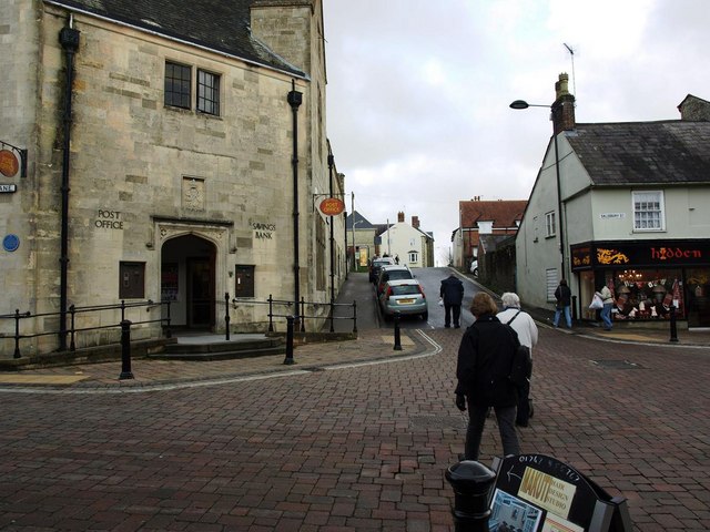 Junction of Coppice Street and Salisbury... © David Gearing cc-by-sa/2.