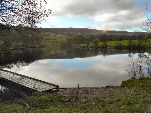 Gleaves Reservoir © David Dixon :: Geograph Britain and Ireland