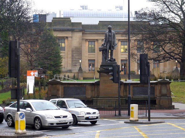 Monument to Lord Armstrong, Barras Bridge