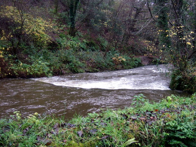 Weir on Afon Gwaun, from north bank